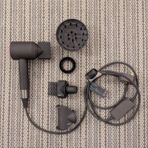 Dyson Supersonic Hairdryer in Iron/Fuchsia with Attachments